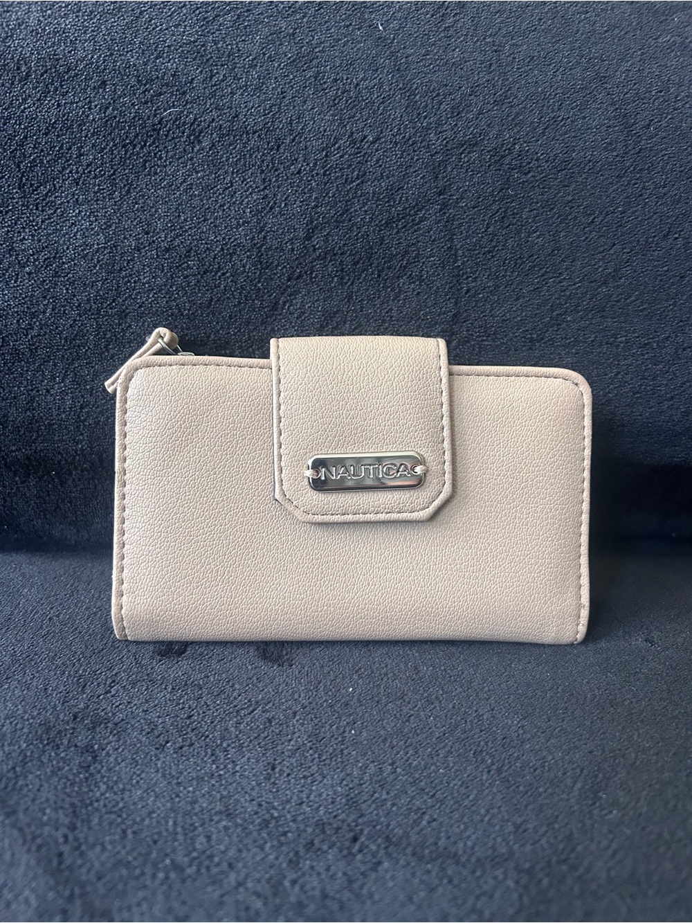 Nautica Women's Light Beige Zip & Snap Wallet